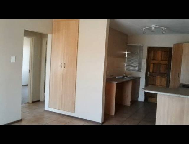 2 bed property to rent in REYNO RIDGE